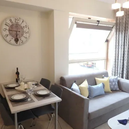 Lion Sunset Apartment Thessaloniki