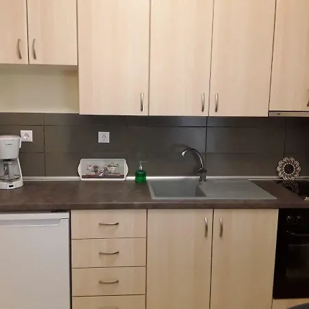 Lion Sunset Apartament