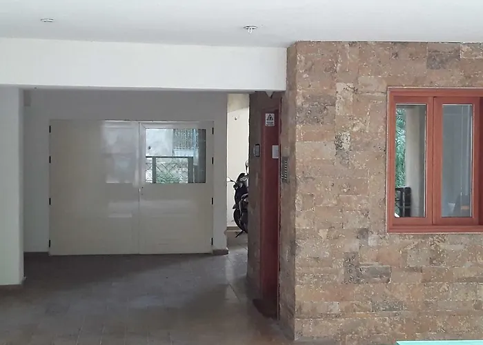 Lion Sunset Apartment