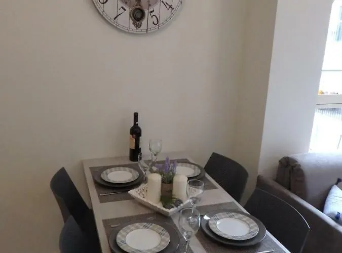 Apartment Lion Sunset *