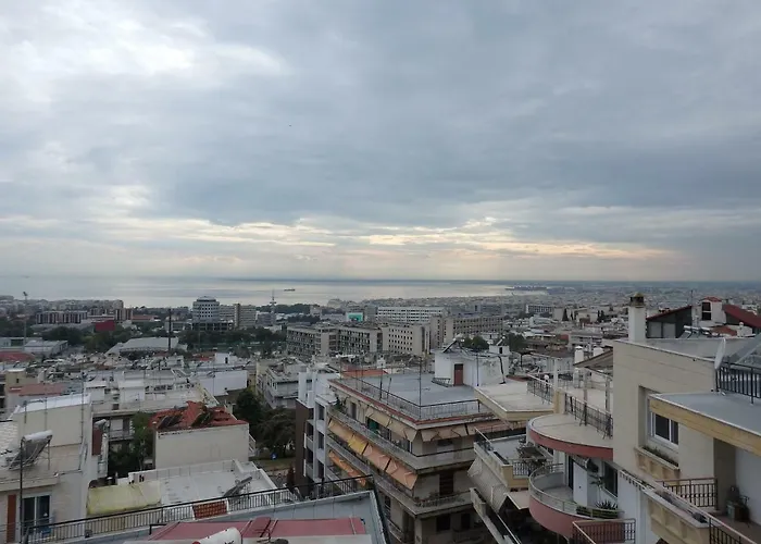 Lion Sunset Apartment Thessaloniki